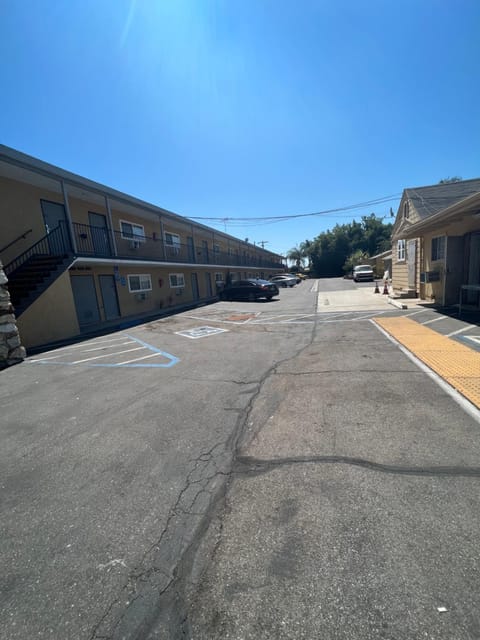 Property building, Parking