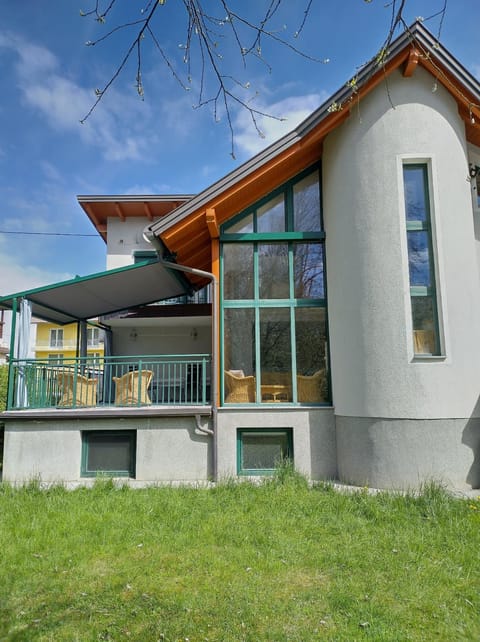 Property building, Balcony/Terrace