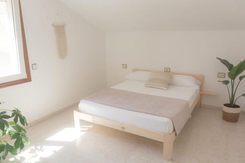 Casa con jardín y gran terraza con vistas al mar House in O Morrazo