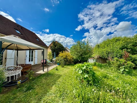 Garden, Garden view