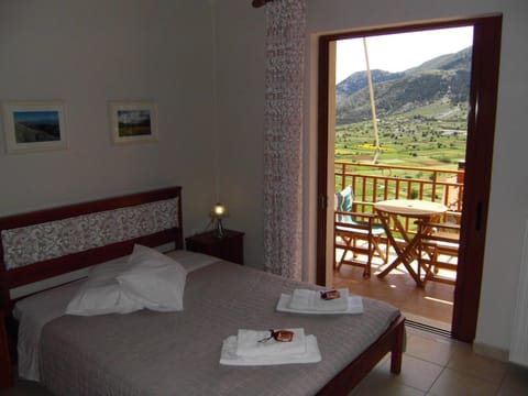 Panorama Askifou Apartment in Crete