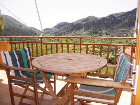 Panorama Askifou Apartment in Crete