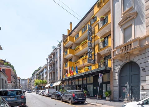 Property building, Facade/entrance