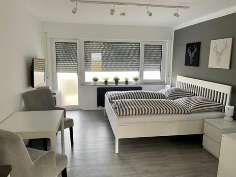 Bed, Living room, Photo of the whole room, Seating area, Bedroom