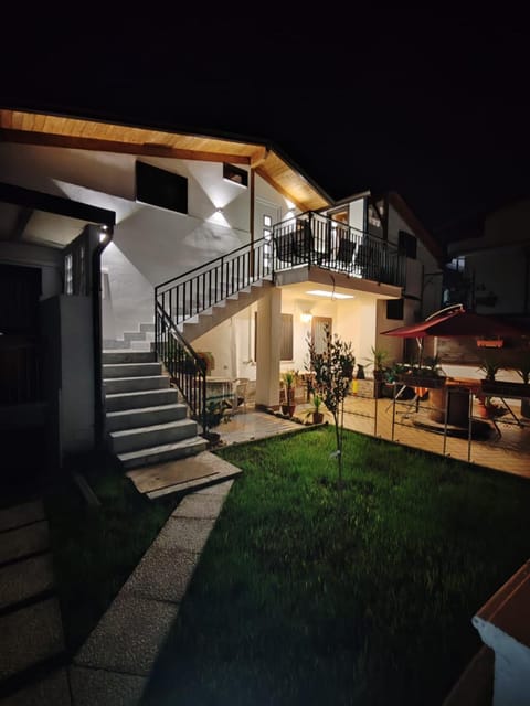 Property building, View (from property/room), Balcony/Terrace, Garden view