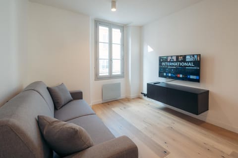 TV and multimedia, Living room