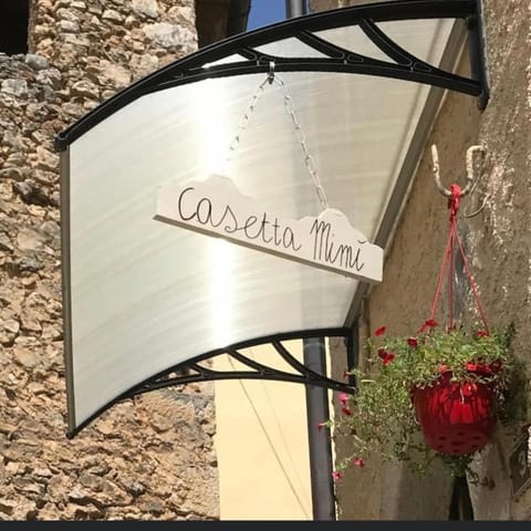 Facade/entrance, Property logo or sign