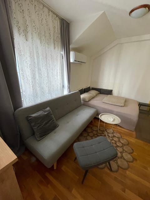 apartman Bane Apartment in Novi Sad