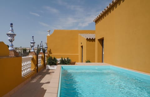 Balcony/Terrace, Swimming pool