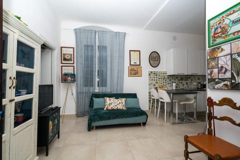 Comfort TwoBook - CITRA 011015-LT-2159 Apartment in La Spezia