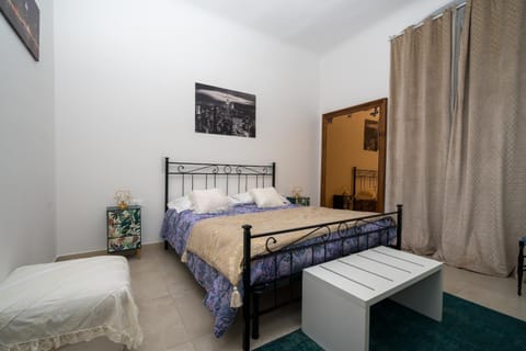 Comfort TwoBook - CITRA 011015-LT-2159 Apartment in La Spezia