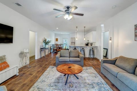 Eagle's Refuge - Close to GSU & Paulson Stadium Villa in Statesboro