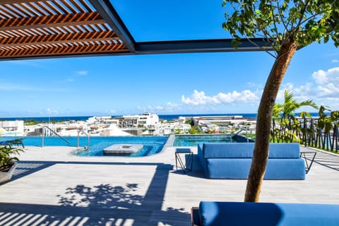 Natural landscape, Living room, Sea view, Swimming pool