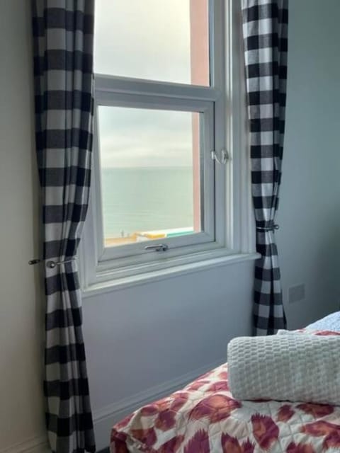 Natural landscape, Bedroom, Sea view
