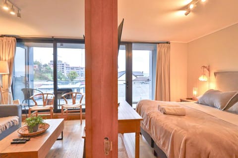 Bed, Living room, Bedroom