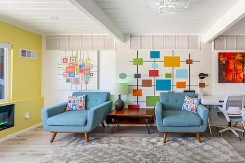 Living room, Decorative detail, Seating area