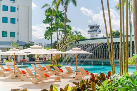 Garden, Swimming pool