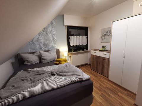 2,5 Zimmer Wohnung Hennef Nähe Siebengebirge Apartment in Königswinter