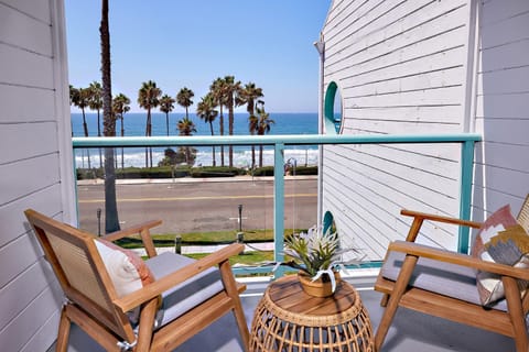 Patio, Balcony/Terrace