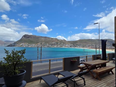 Day, Natural landscape, Beach, Mountain view, Sea view, sunbed
