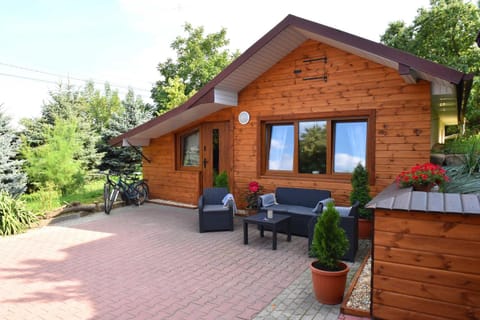 Patio, Facade/entrance