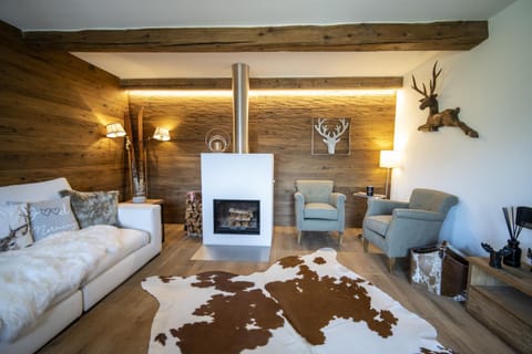 Communal lounge/ TV room, Living room