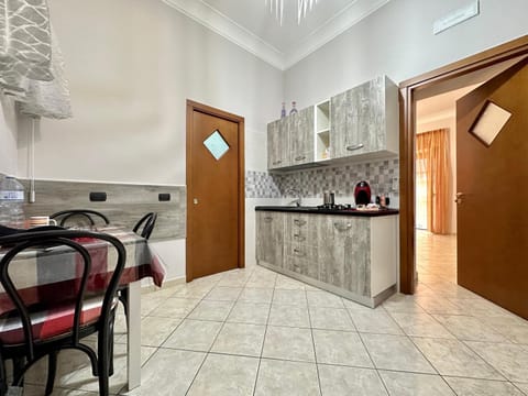 Moonlight House in Castellammare di Stabia