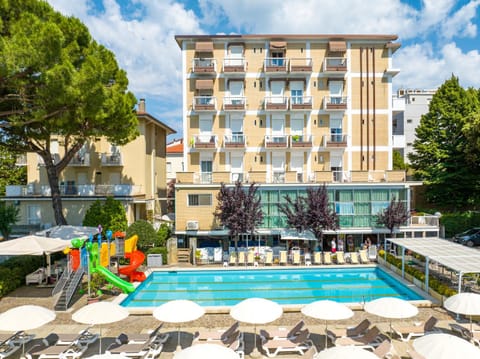 Property building, Swimming pool