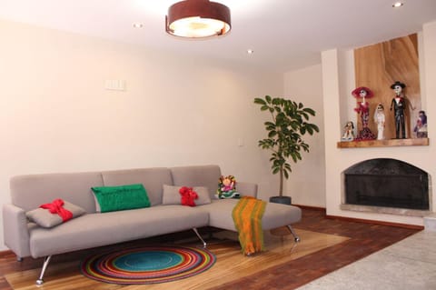 Casa Luna Coyoacan Bed and Breakfast in Mexico City