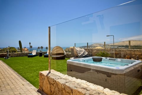 Solarium, Spa and wellness centre/facilities