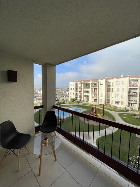 Property building, Balcony/Terrace, Swimming pool