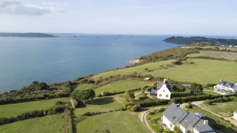 Kermartin - Maison de famille avec vue sur la baie de Morlaix House in Plougasnou
