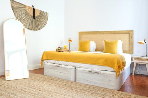 Bed, Bedroom