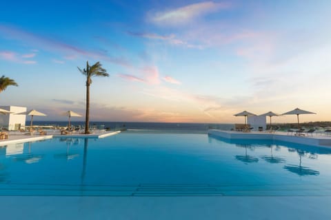 Beach, Pool view
