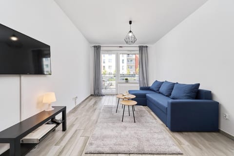 Communal lounge/ TV room, TV and multimedia, Living room