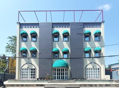 Property building, Facade/entrance