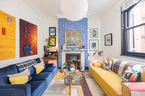 Central York Menagerie House Walk Score 98 House in York