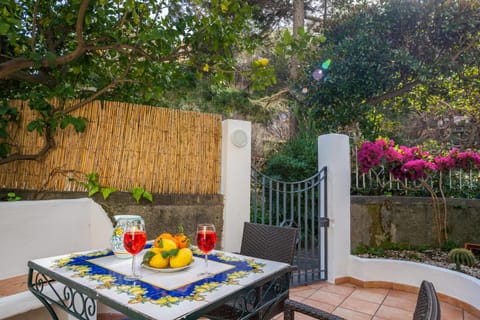 Patio, Spring, Day, Garden