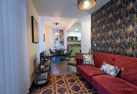 TV and multimedia, Living room, Decorative detail