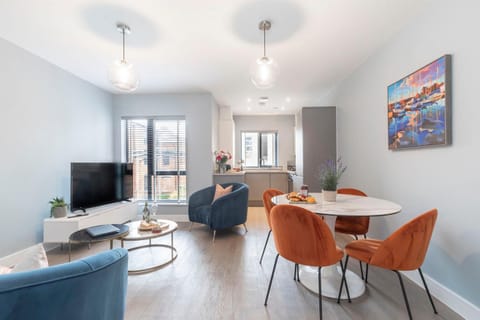 Living room, Dining area, kitchen