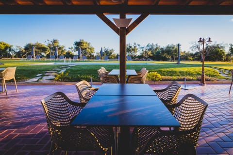 Patio, Garden, Dining area, Garden view