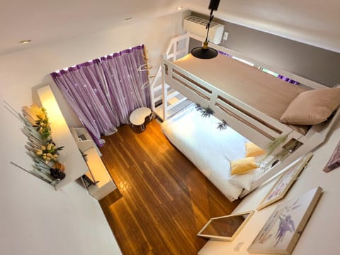Bed, Living room, bunk bed, air conditioner