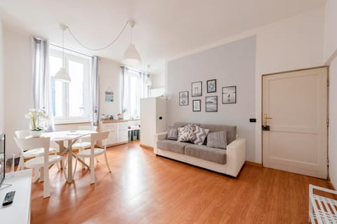 Communal lounge/ TV room, View (from property/room), Living room, Seating area