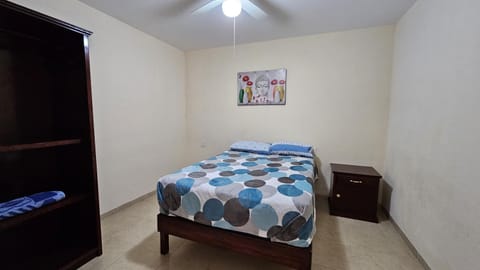 Bed, Photo of the whole room