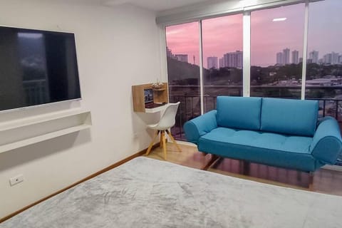 Seating area, City view, Sea view