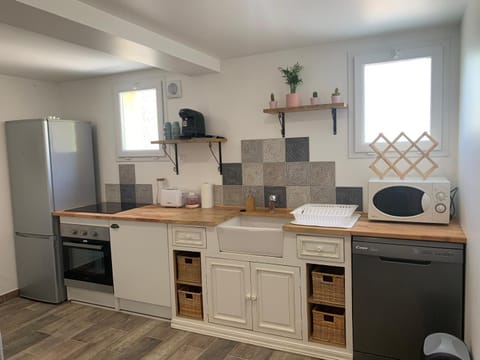 Ravissant logement avec jacuzzi Apartment in Provence-Alpes-Côte d'Azur