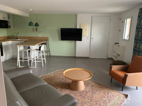 Saint-Péray : La Chapelle du Prieuré Apartment in Provence-Alpes-Côte d'Azur