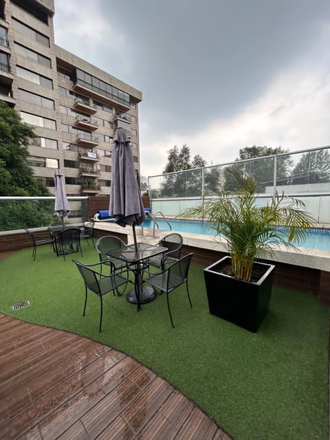 View (from property/room), Balcony/Terrace