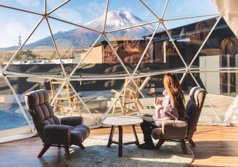 Day, View (from property/room), Living room, Seating area, Mountain view