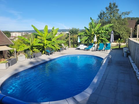 Day, Pool view, Swimming pool, Swimming pool, sunbed